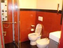 Bathroom Os - Luxury Vespucci suites